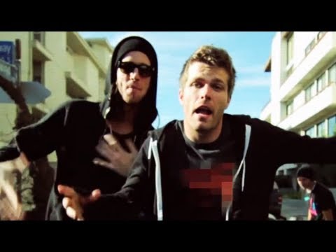 3OH!3 - Touchin On My [OFFICIAL MUSIC VIDEO]