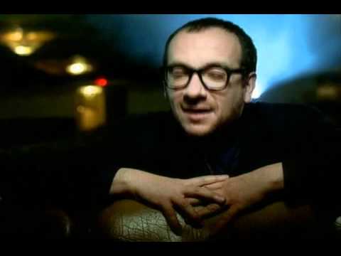 Elvis Costello &#039;She&#039;