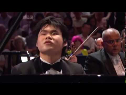 Rachmaninoff: Piano Concerto no.2 op.18 Nobuyuki Tsujii blind pianist BBC proms