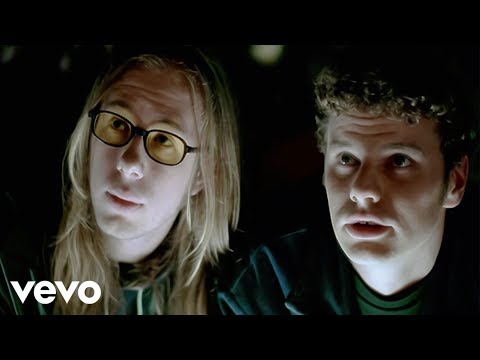 The Chemical Brothers - Block Rockin&#039; Beats (Official Music Video)