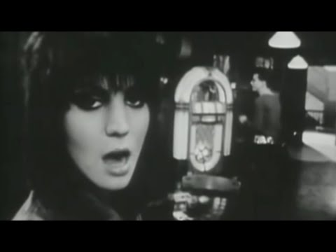 Joan Jett &amp; the Blackhearts - I Love Rock &#039;N Roll (Official Video)